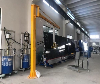 中空玻璃自動打膠機的操作調(diào)試要注意什么？